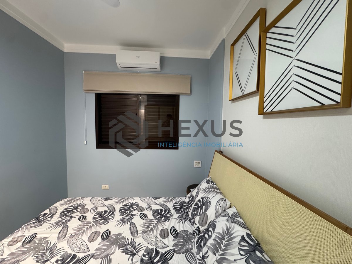Foto 17 de Apartamento reformado e mobiliado com varanda a venda na praia das Asturias, Guaruja