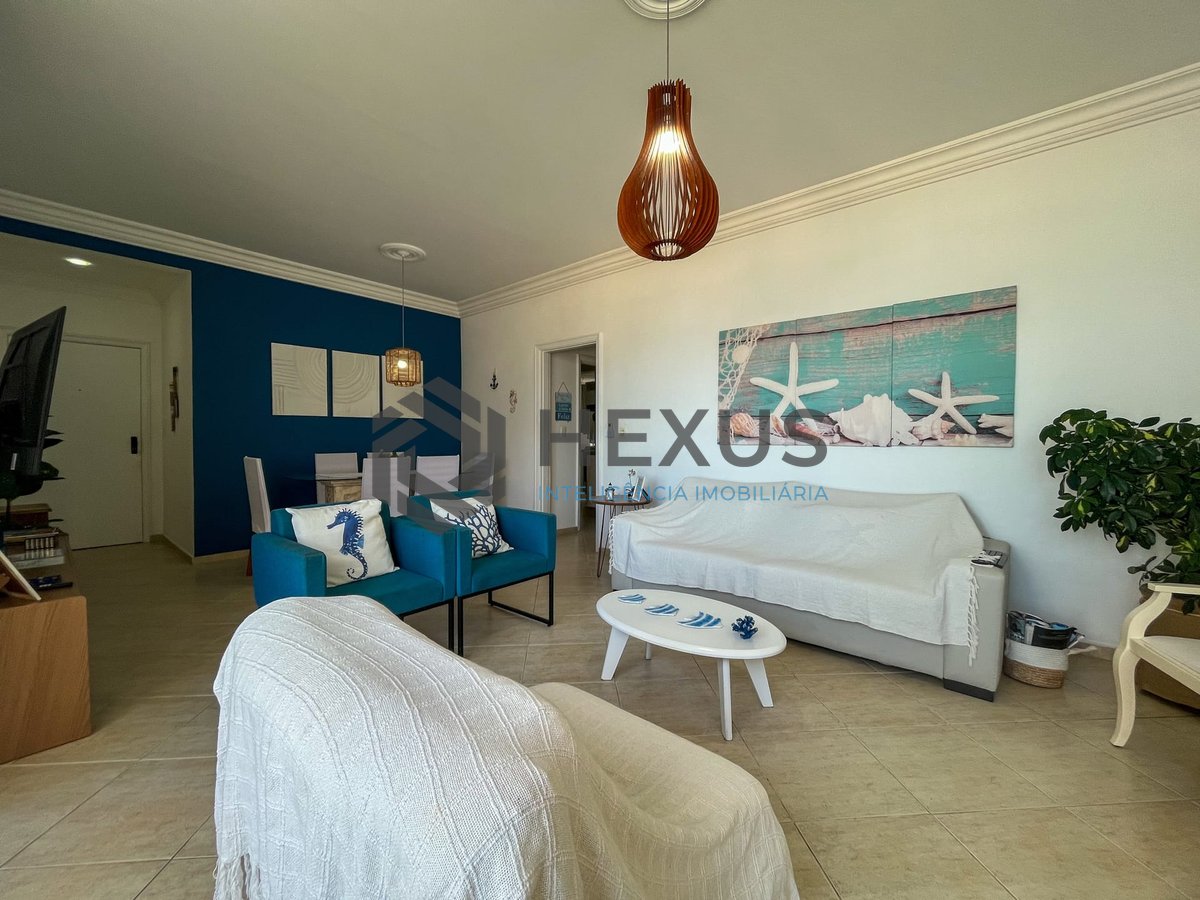 Foto 5 de Apartamento frente mar com varanda na Praia das Pitangueiras, Guaruja