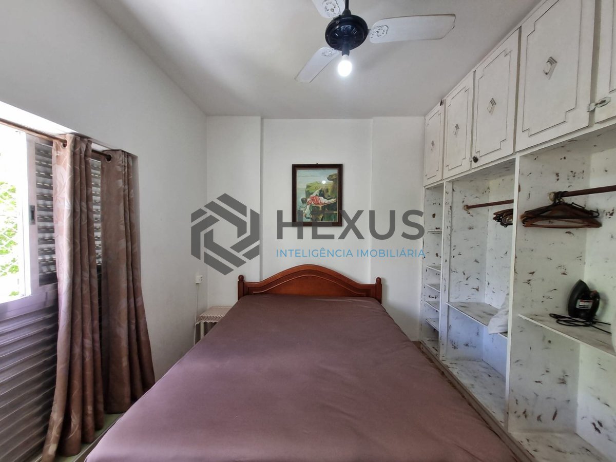 Foto 6 de Apartamento na quadra mar da Praia das Pitangueiras, Guaruja