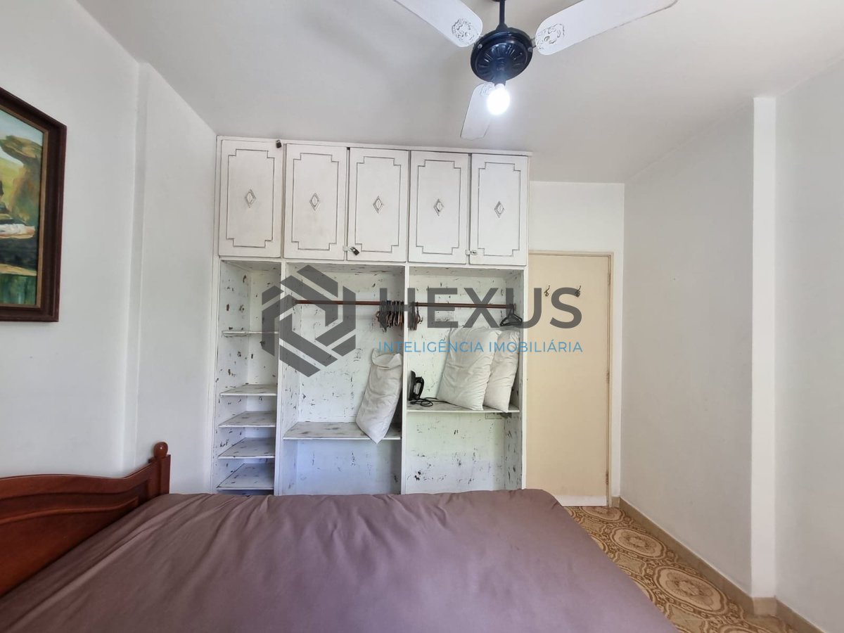 Foto 7 de Apartamento na quadra mar da Praia das Pitangueiras, Guaruja