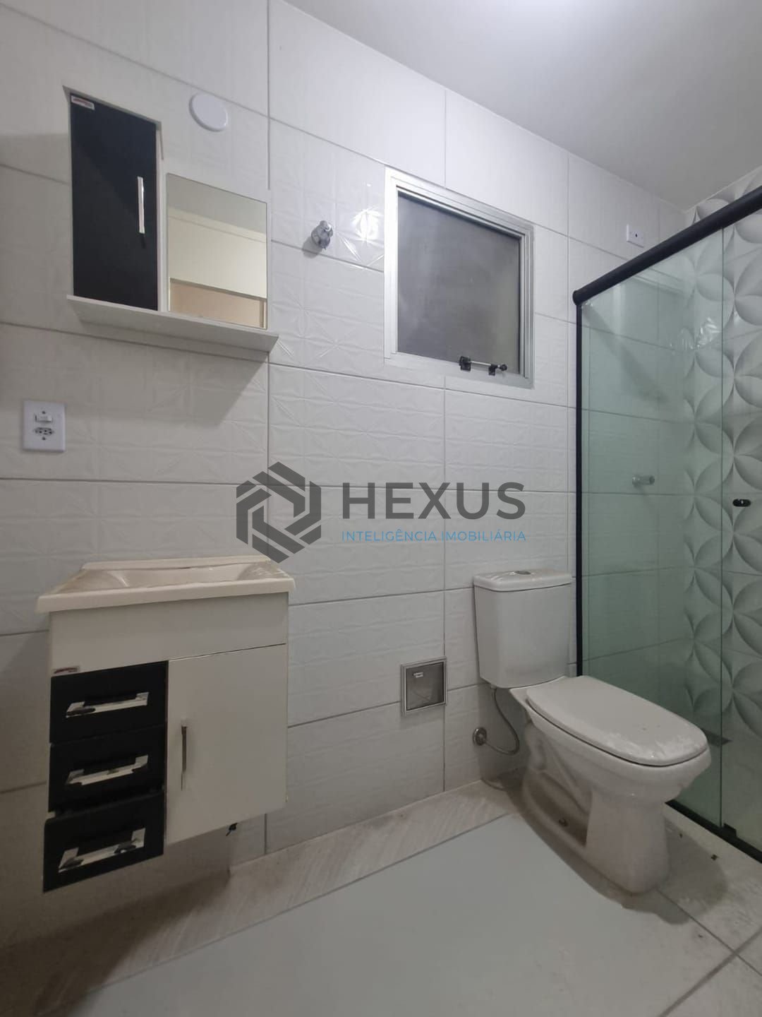 Foto 16 de Apartamento com varanda na Praia da Enseada, Guaruja