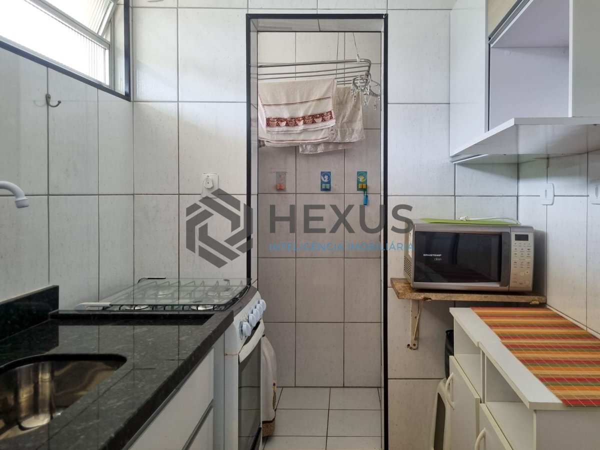 Foto 16 de Apartamento na quadra mar da Praia das Pitangueiras, Guaruja