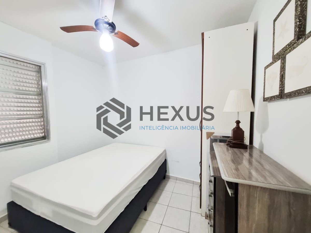 Foto 9 de Apartamento com varanda e vista mar na quadra mar da Praia das Pitangueiras, Guaruja