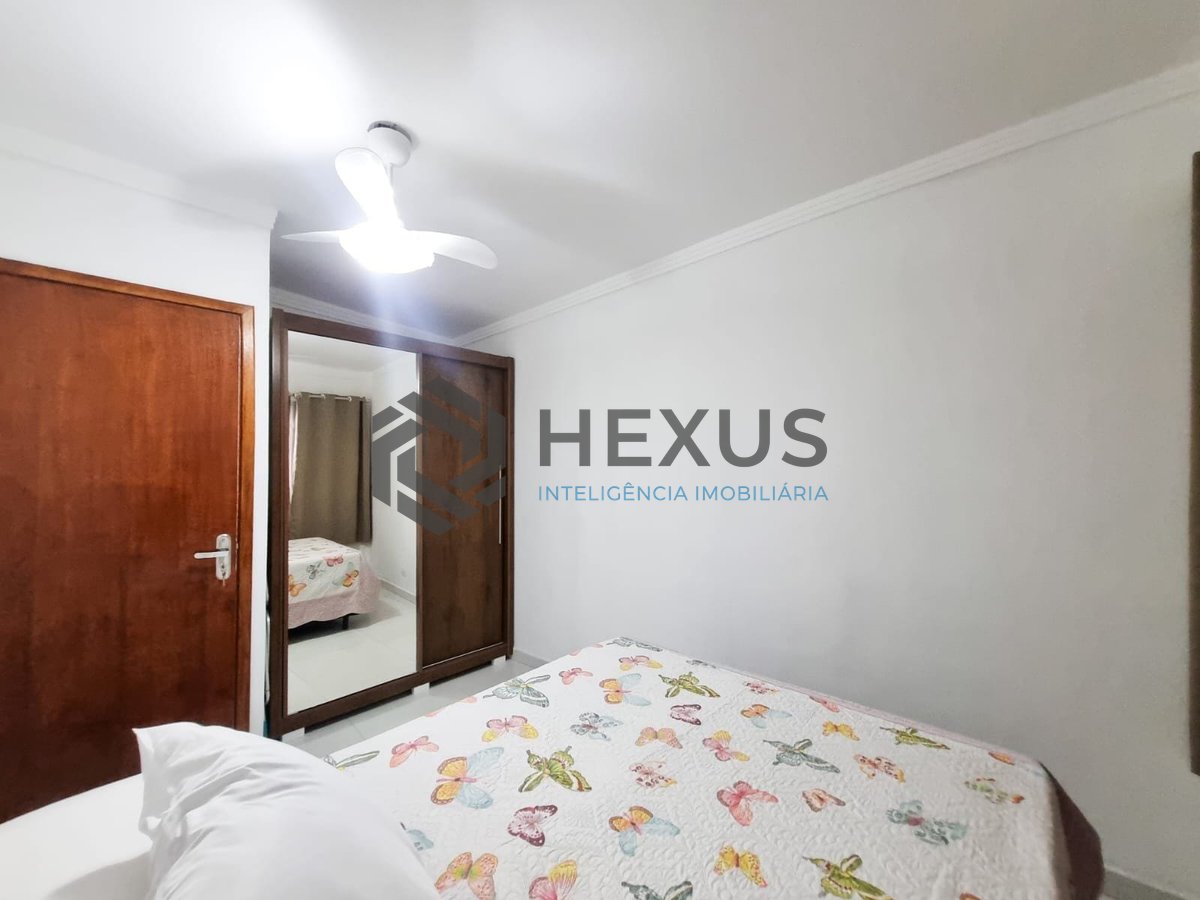 Foto 9 de Apartamento com varanda e vista mar na quadra mar da Praia das Pitangueiras, Guaruja