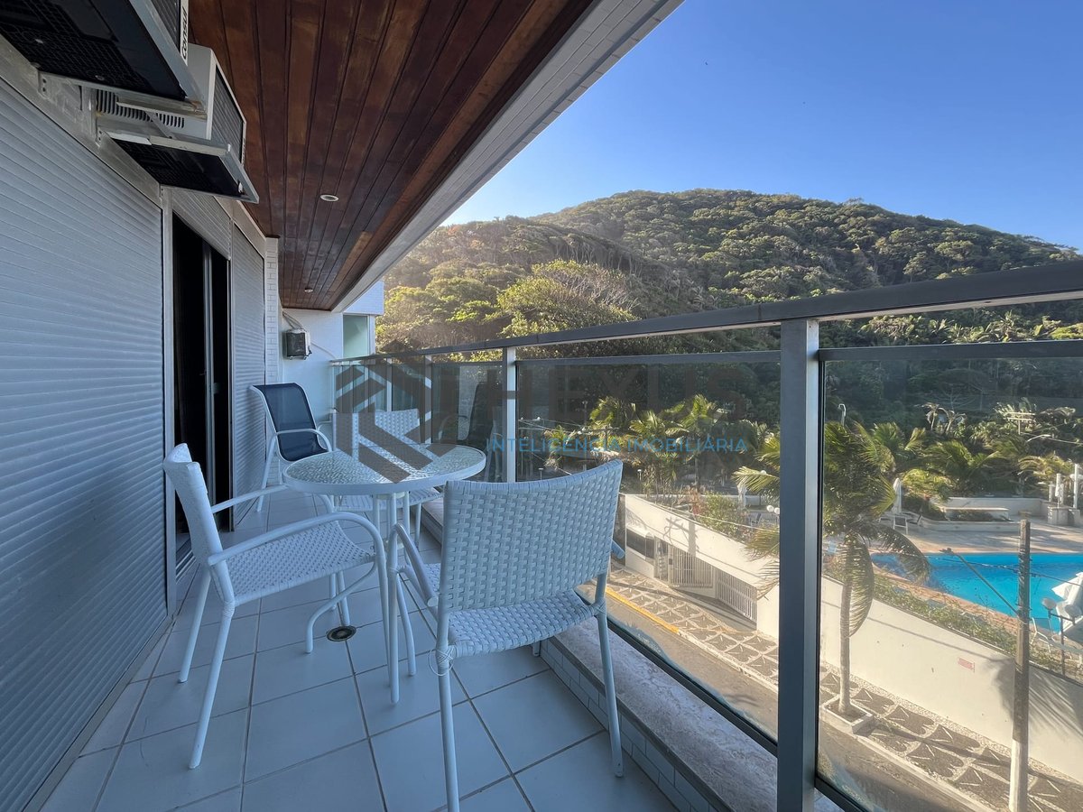 Foto 15 de Apartamento frente mar com varanda e lazer de clube, Pitangueiras, Guaruja
