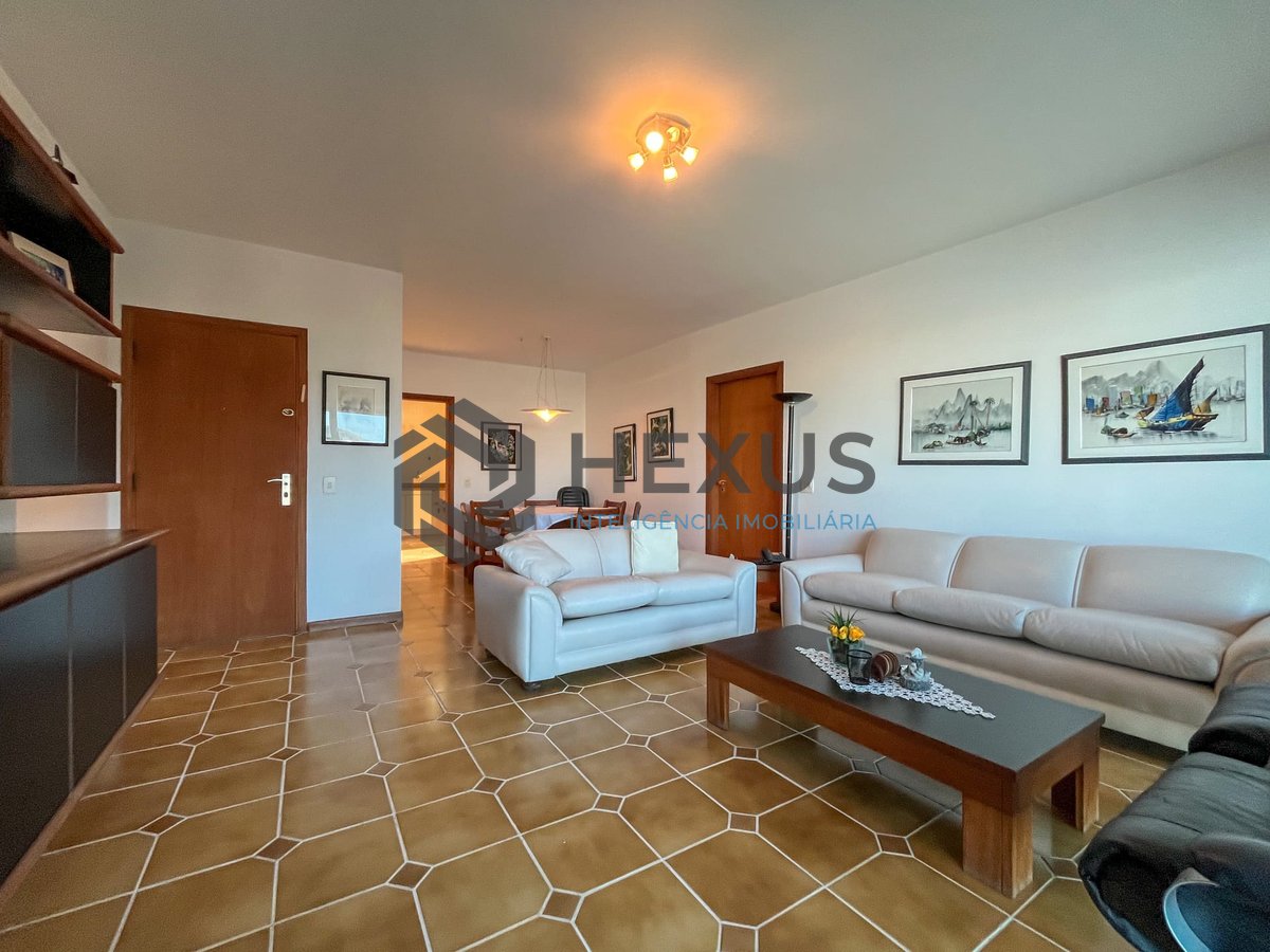 Foto 4 de Apartamento frente mar com varanda, vista mar e lazer na Praia das Pitangueiras, Guaruja