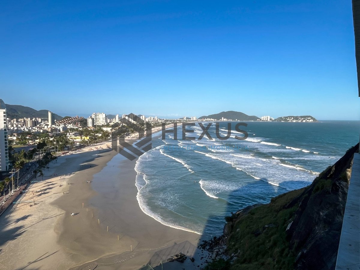 Foto 10 de Apartamento frente mar com varanda, vista mar e lazer na Praia das Pitangueiras, Guaruja