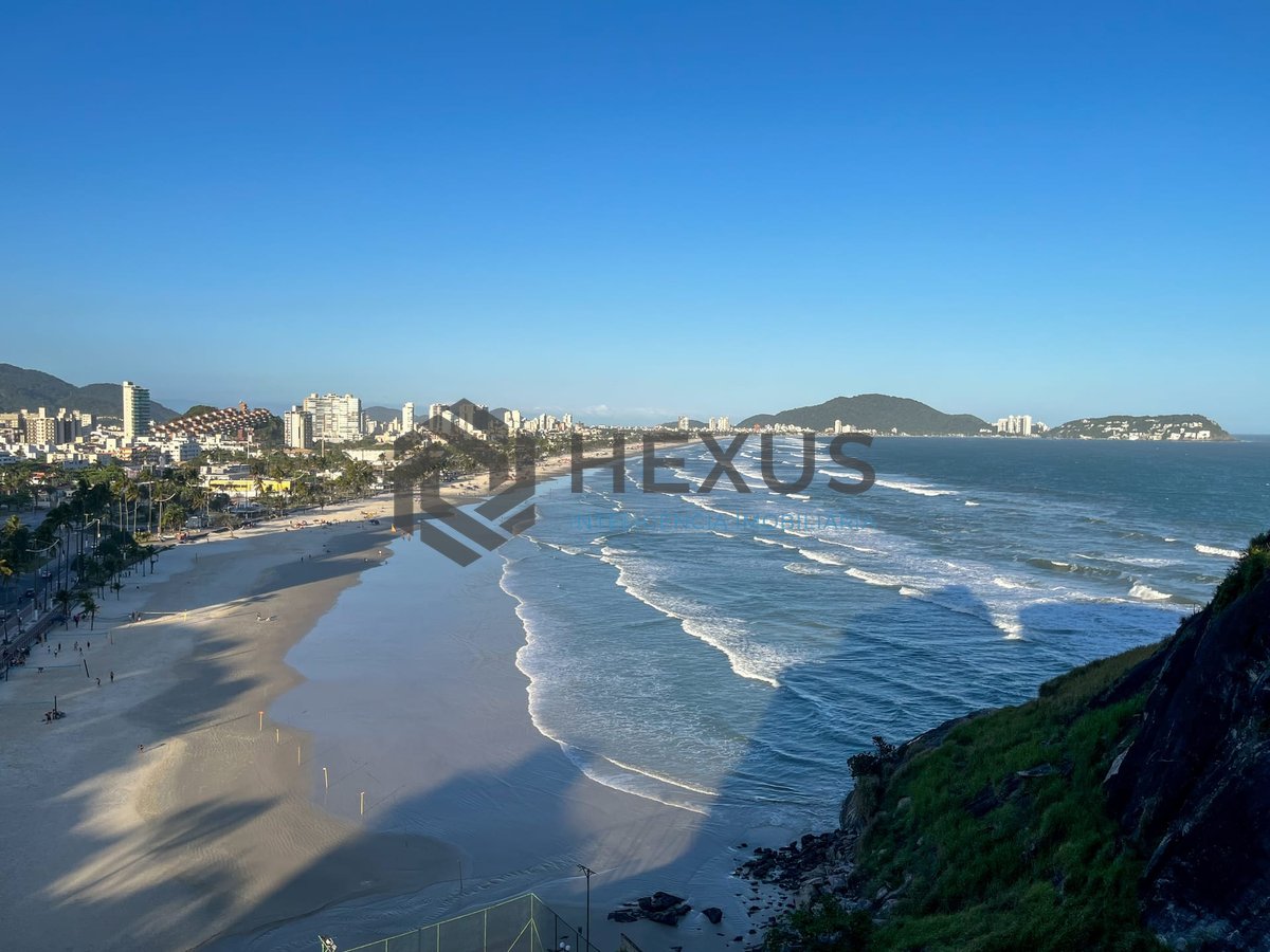 Foto 11 de Apartamento frente mar com varanda vista mar e lazer nas Pitangueiras, Guarujá