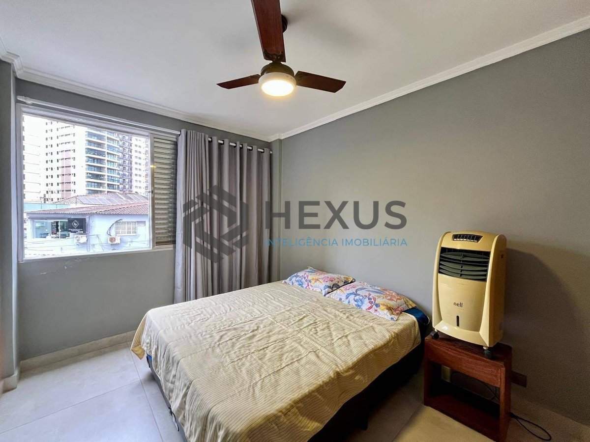 Foto 25 de Apartamento reformado com varanda na Praia das Asturias, Guaruja