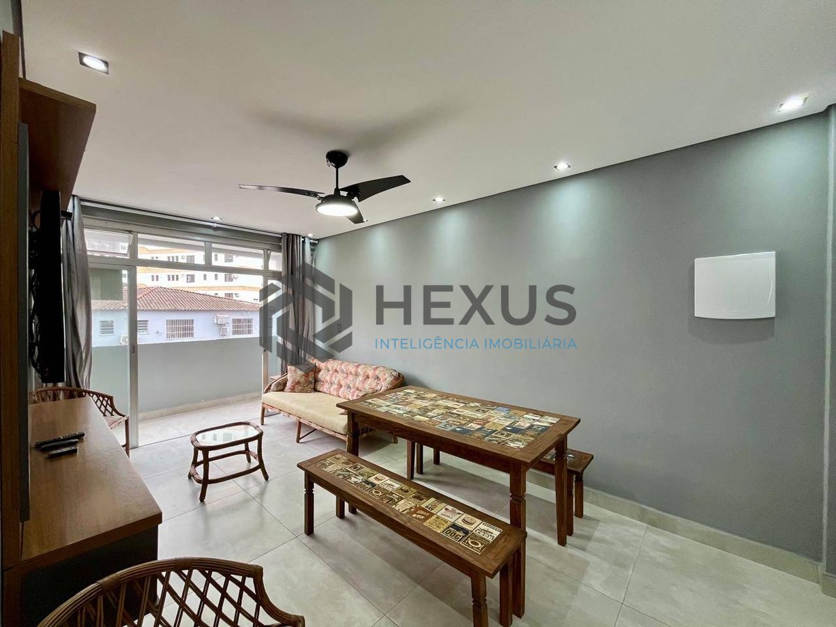 Foto 5 de Apartamento reformado com varanda na Praia das Asturias, Guaruja