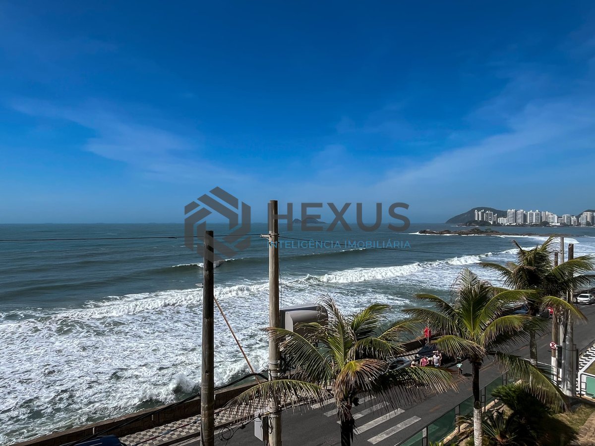 Foto 11 de Apartamento frente mar com varanda e vista mar na Praia das Pitangueiras, Guaruja