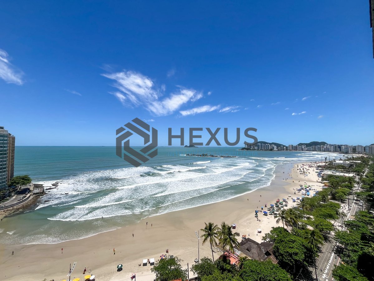Foto 2 de Apartamento frente mar com varanda na Praia das Pitangueiras, Guaruja