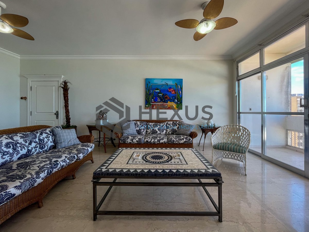 Foto 8 de Apartamento frente mar com varanda na Praia das Pitangueiras, Guaruja