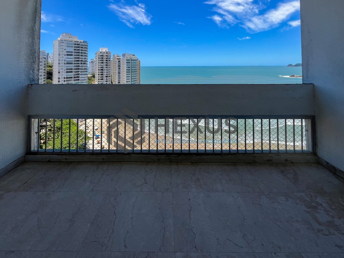 Foto 10 de Apartamento frente mar com varanda na Praia das Pitangueiras, Guaruja