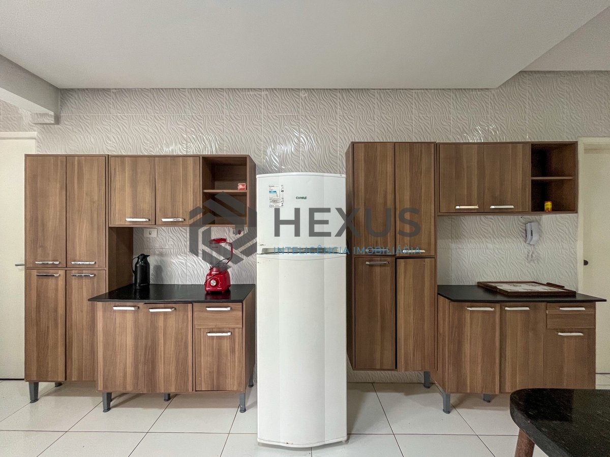 Foto 17 de Apartamento com varanda vista mar na beira mar da Praia das Pitangueiras, Guaruja