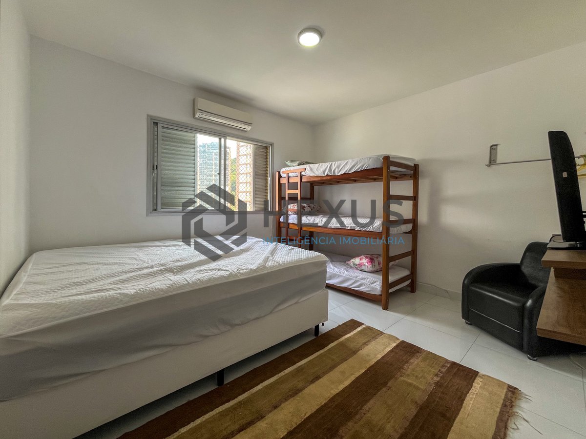 Foto 29 de Apartamento com varanda vista mar na beira mar da Praia das Pitangueiras, Guaruja