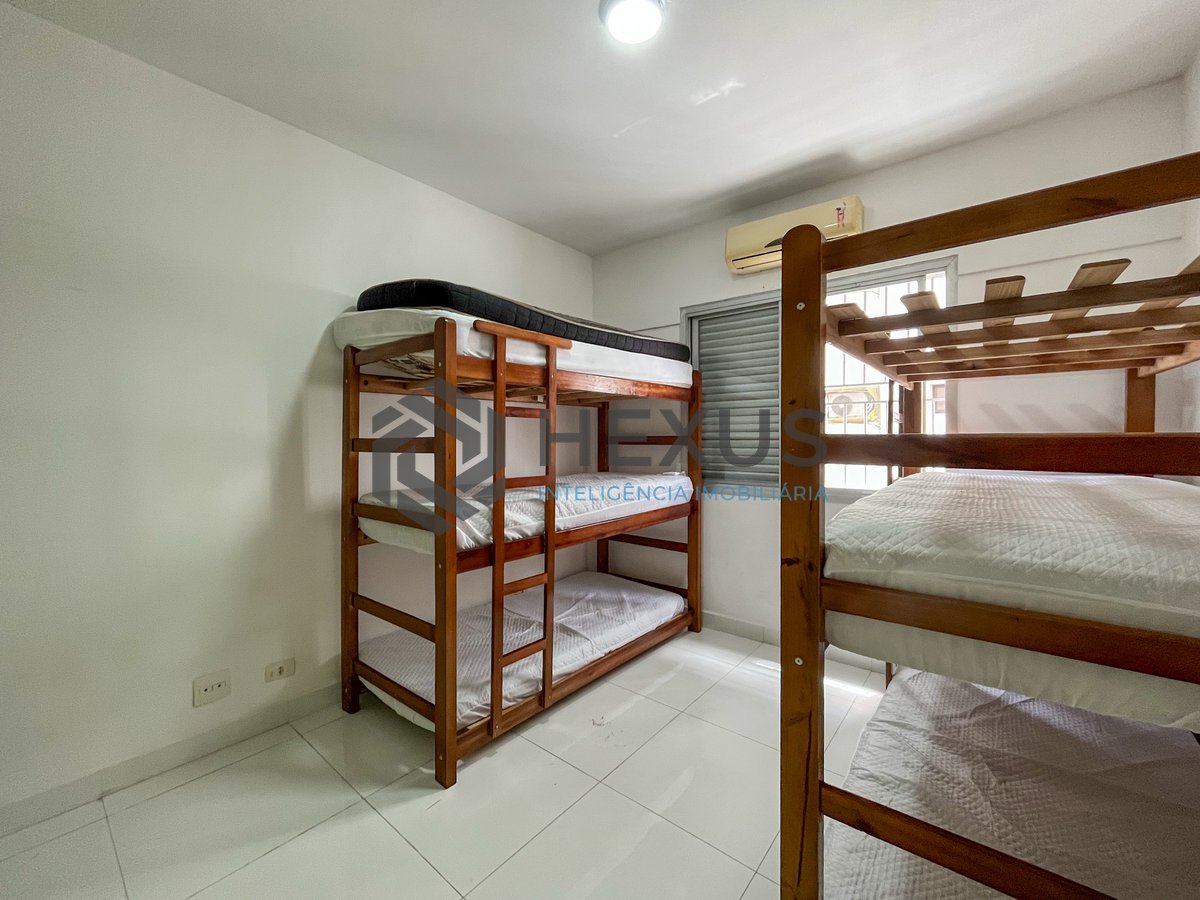 Foto 36 de Apartamento com varanda vista mar na beira mar da Praia das Pitangueiras, Guaruja