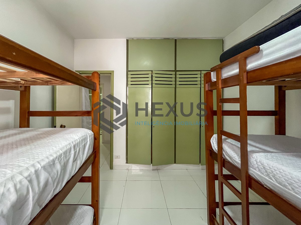Foto 37 de Apartamento com varanda vista mar na beira mar da Praia das Pitangueiras, Guaruja