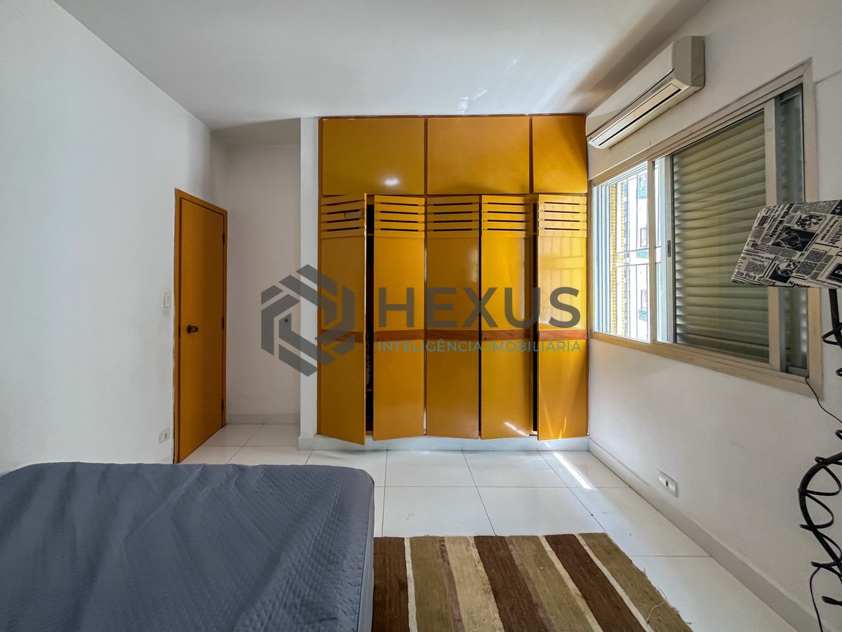Foto 41 de Apartamento com varanda vista mar na beira mar da Praia das Pitangueiras, Guaruja