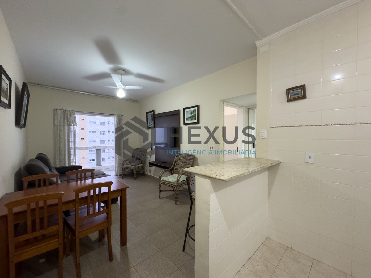 Foto 9 de Apartamento com varanda vista mar na beira mar da Praia das Pitangueiras, Guarujá