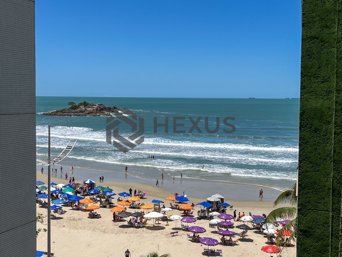 Foto 18 de Apartamento frente mar com varanda na Praia das Pitangueiras, Guaruja