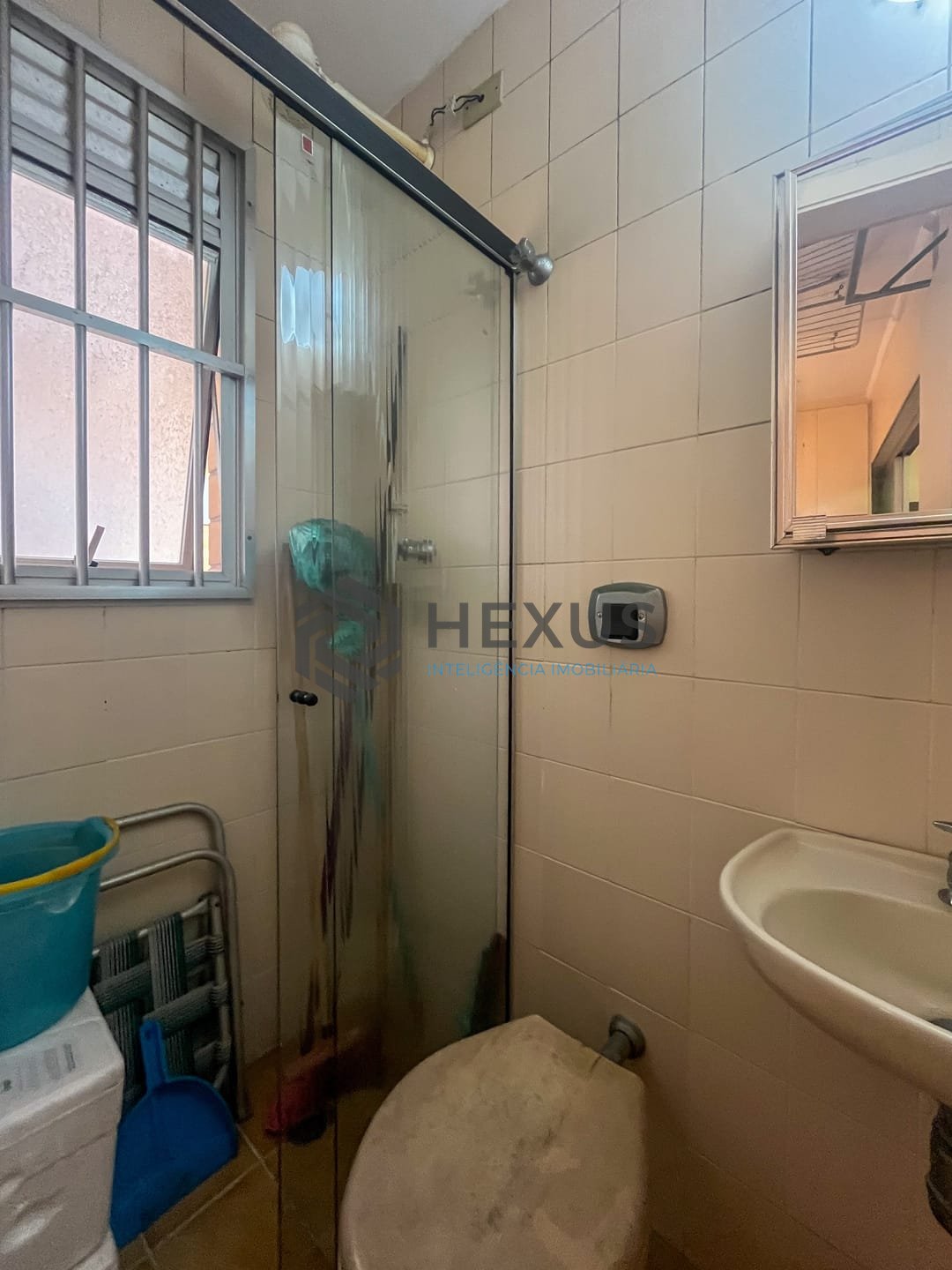 Foto 30 de Apartamento com varanda e lazer na quadra mar da Praia das Pitangueiras, Guaruja