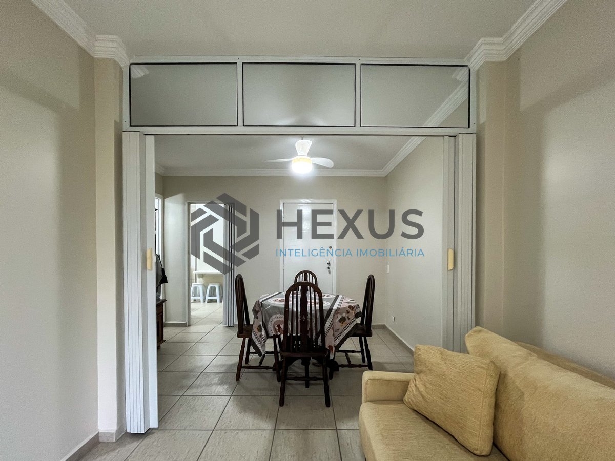 Foto 5 de Apartamento reformado a uma quadra da Praia das Pitangueiras, Guaruja