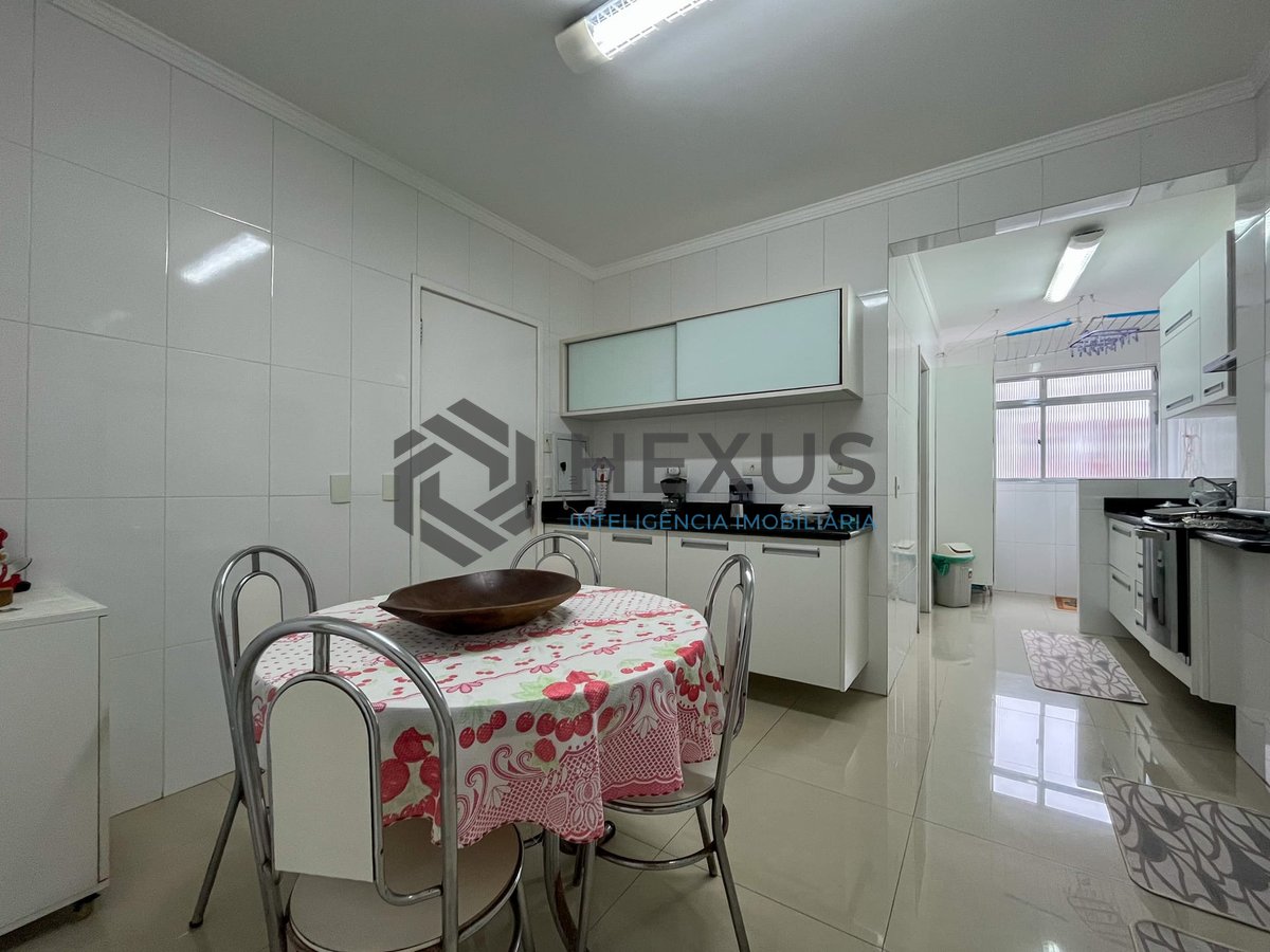 Foto 29 de Apartamento com varanda, vista mar e lazer na Praia das Pitangueiras, Guaruja