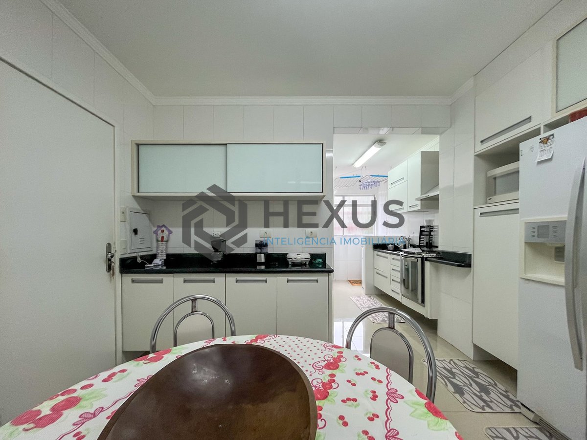 Foto 30 de Apartamento com varanda, vista mar e lazer na Praia das Pitangueiras, Guaruja
