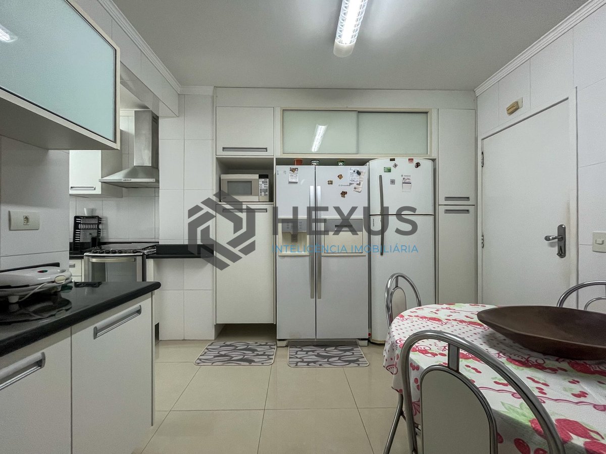 Foto 31 de Apartamento com varanda, vista mar e lazer na Praia das Pitangueiras, Guaruja