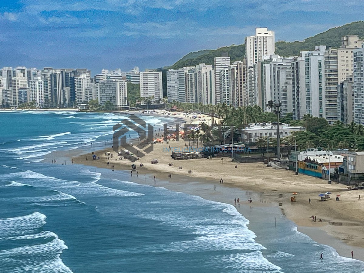Foto 13 de Apartamento com varanda, vista mar e lazer na quadra-mar da Praia das Pitangueiras, Guaruja