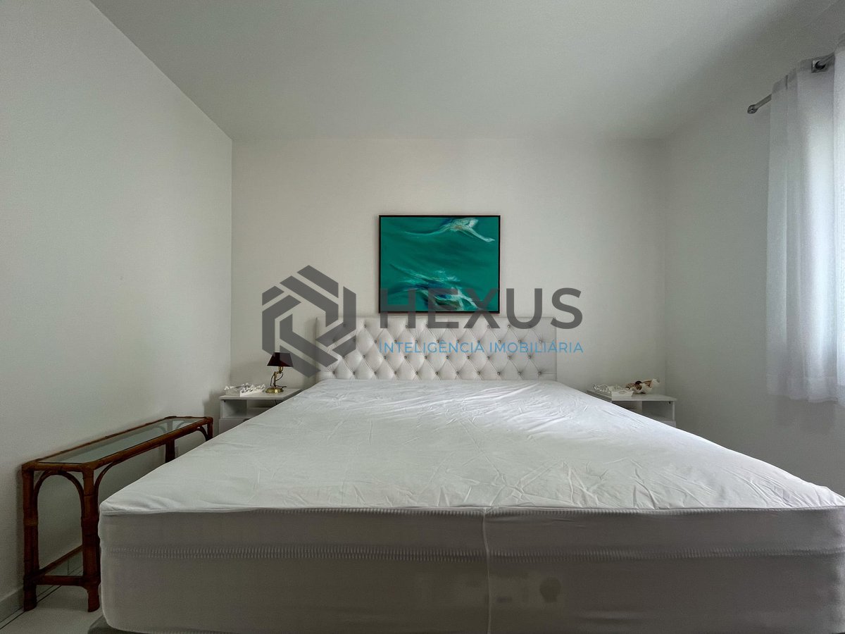 Foto 18 de Apartamento com varanda, vista mar e lazer na quadra-mar da Praia das Pitangueiras, Guaruja