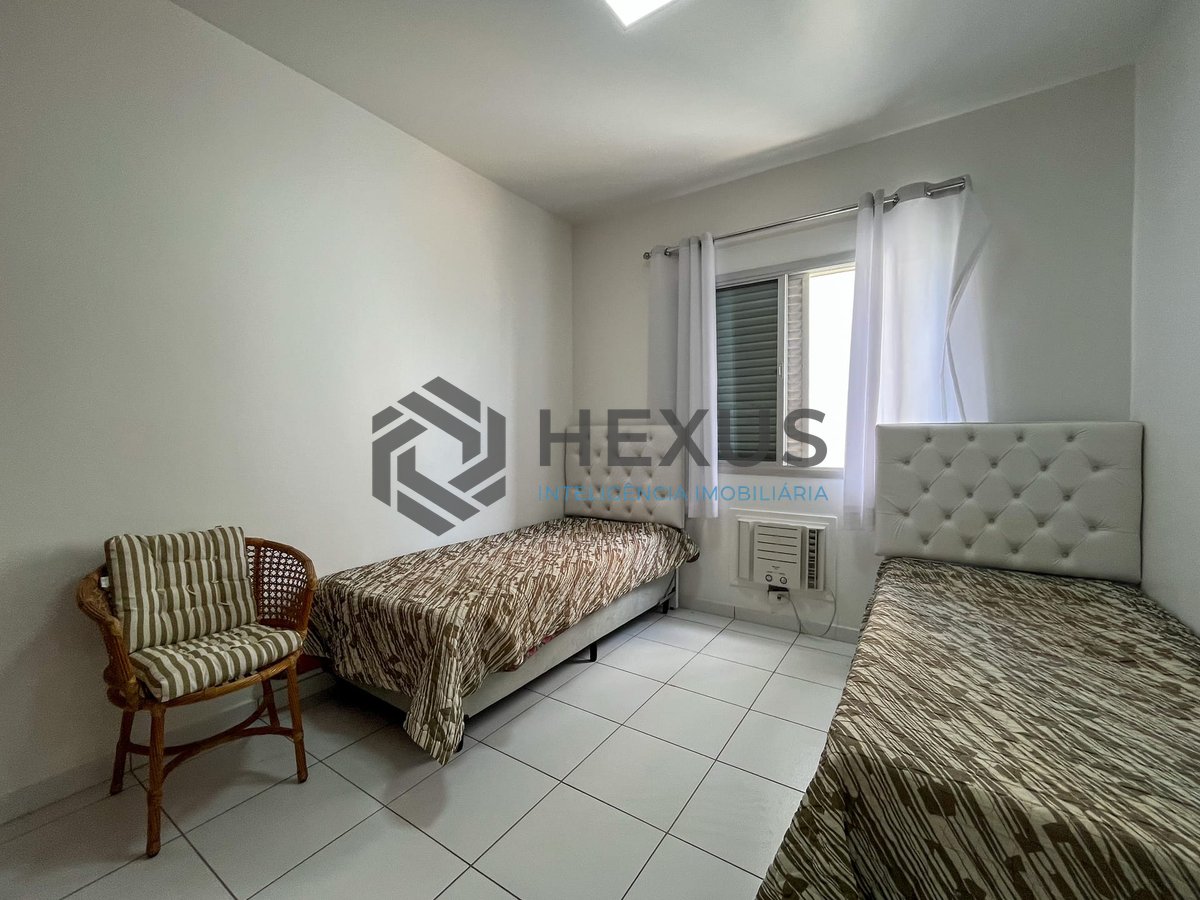 Foto 22 de Apartamento com varanda, vista mar e lazer na quadra-mar da Praia das Pitangueiras, Guaruja
