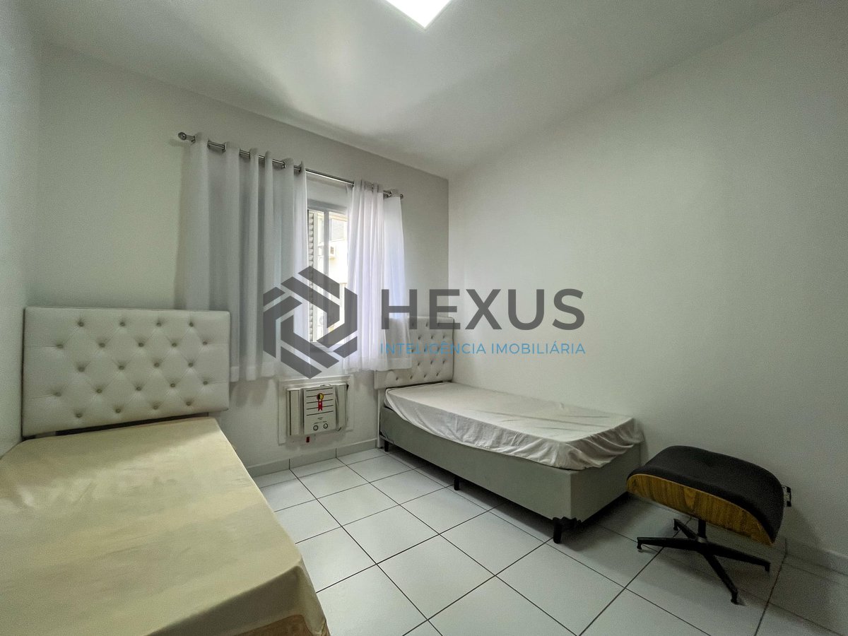 Foto 24 de Apartamento com varanda, vista mar e lazer na quadra-mar da Praia das Pitangueiras, Guaruja