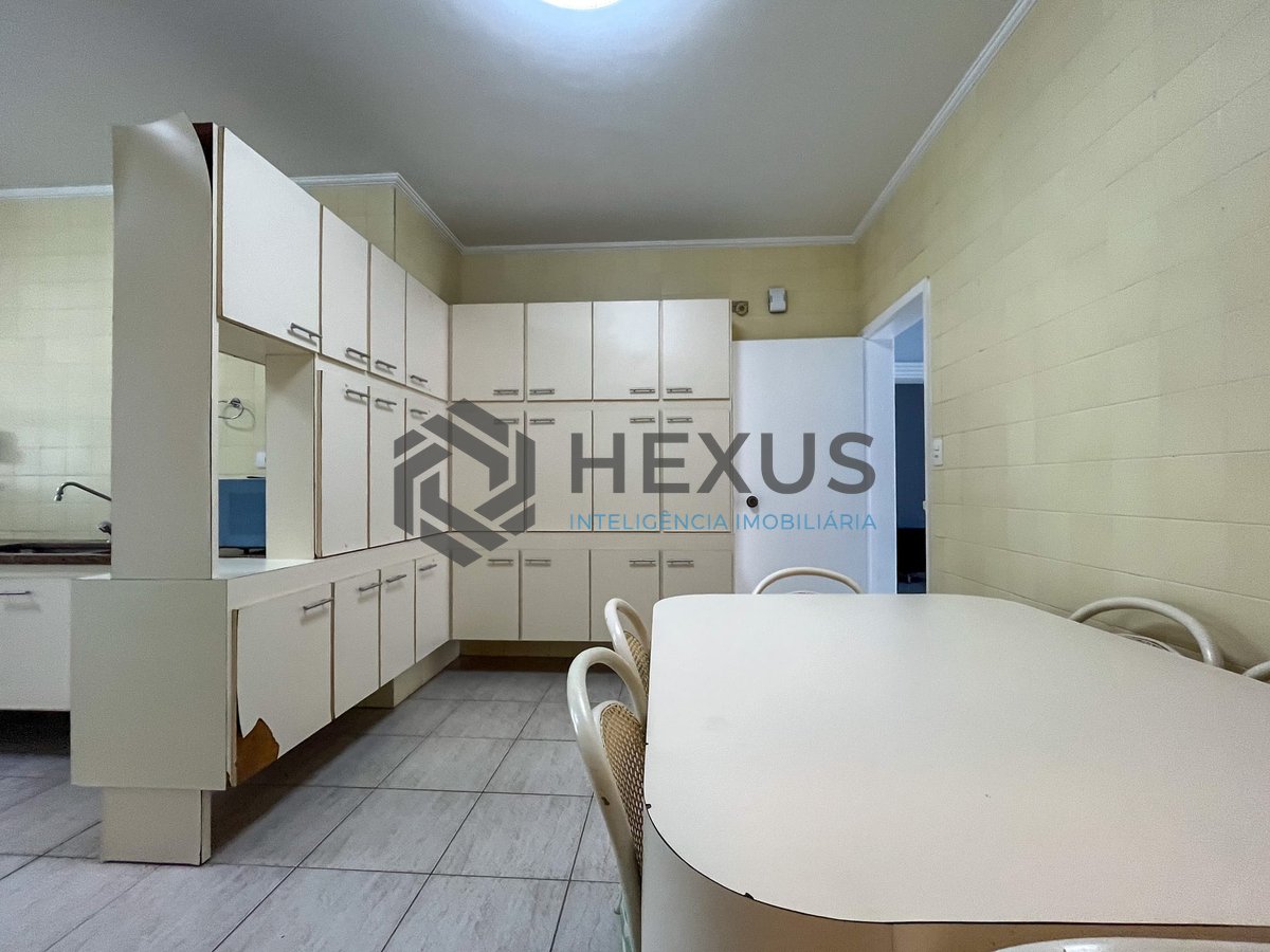 Foto 33 de Apartamento com varanda, vista mar e lazer na quadra-mar da Praia das Pitangueiras, Guaruja