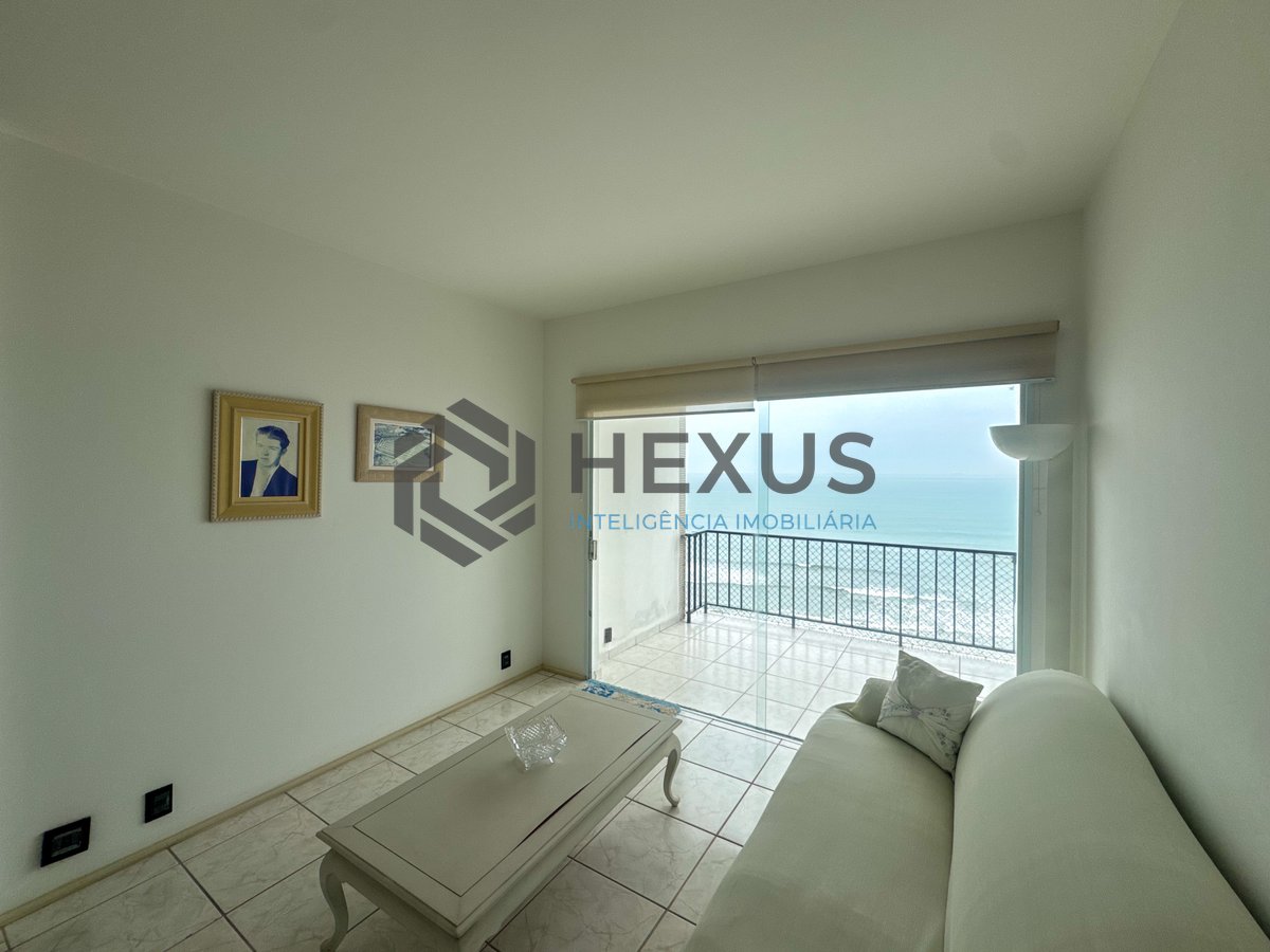 Foto 4 de Apartamento frente mar com varanda vista mar e lazer na Praia das Pitangueiras, Guaruja