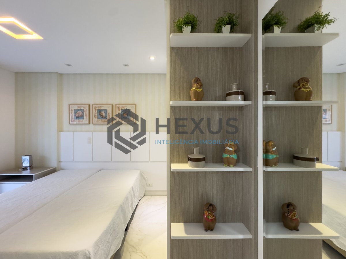 Foto 30 de Apartamento reformado com varanda gourmet e lazer na Praia das Pitangueiras, Guaruja