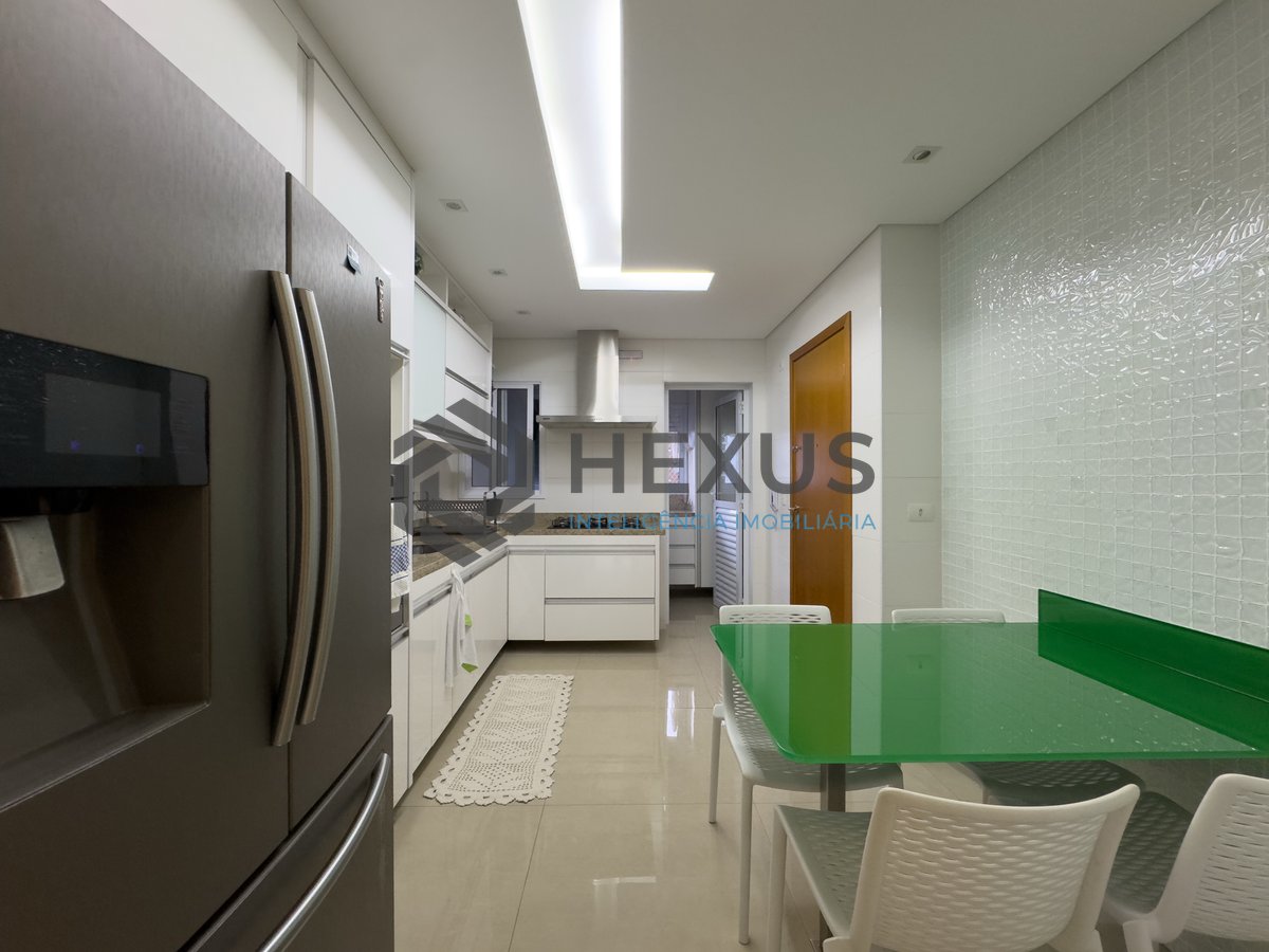 Foto 41 de Apartamento reformado com varanda gourmet e lazer na Praia das Pitangueiras, Guaruja