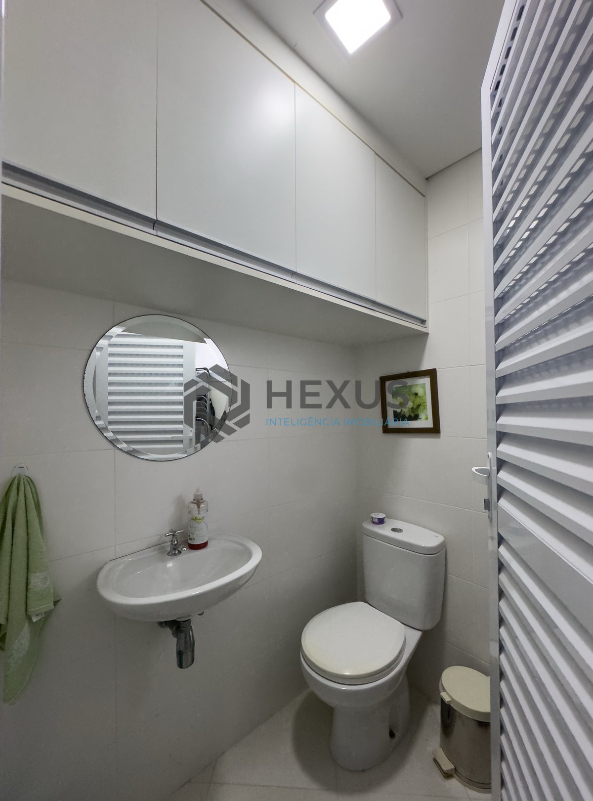 Foto 46 de Apartamento reformado com varanda gourmet e lazer na Praia das Pitangueiras, Guaruja