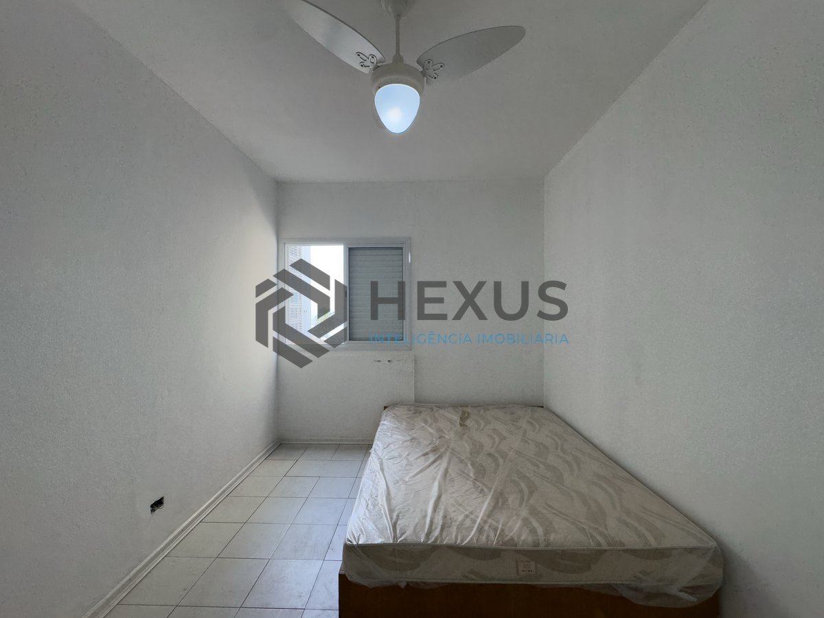 Foto 14 de Apartamento com varanda na quadra mar da Praia das Pitangueiras, Guaruja