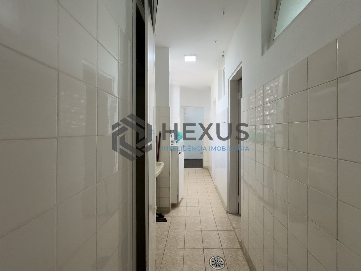 Foto 25 de Apartamento com varanda na quadra mar da Praia das Pitangueiras, Guaruja