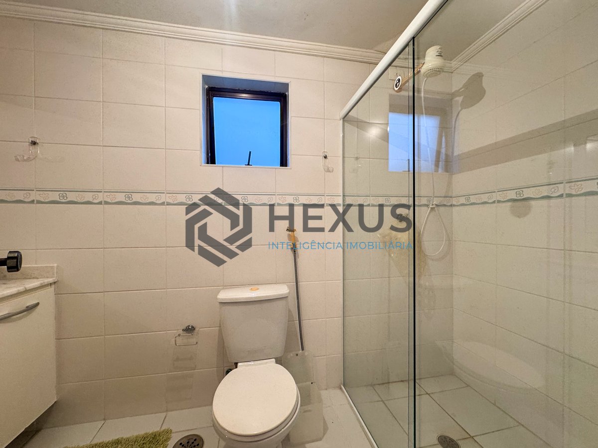 Foto 14 de Apartamento com varanda gourmet e lazer na Praia das Pitangueiras, Guaruja