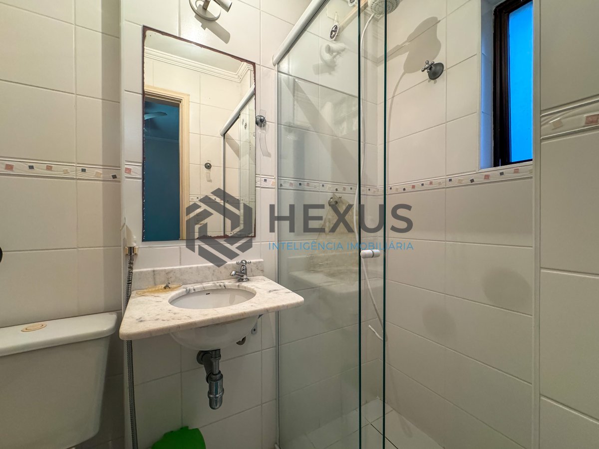 Foto 23 de Apartamento com varanda gourmet e lazer na Praia das Pitangueiras, Guaruja
