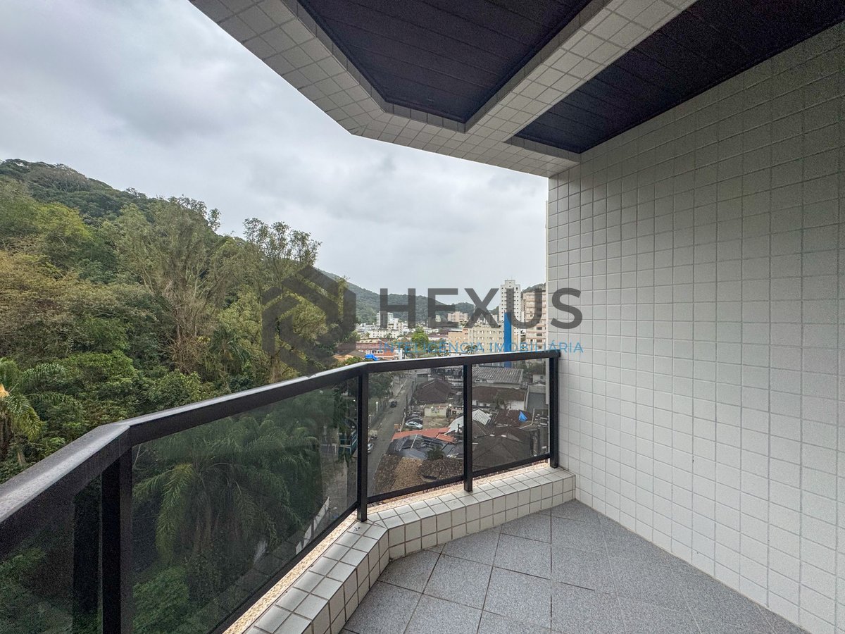 Foto 10 de Apartamento com varanda gourmet e lazer na Praia das Pitangueiras, Guaruja