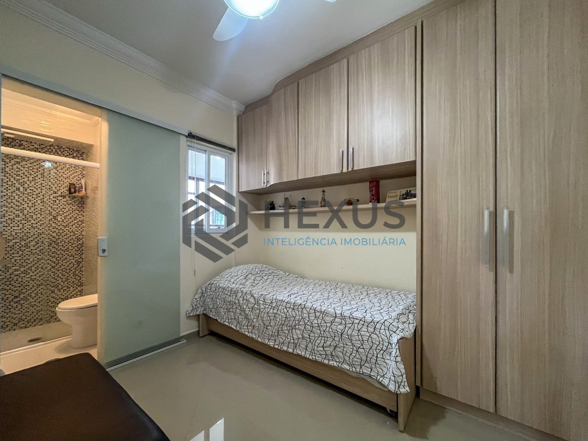 Foto 13 de Apartamento com varanda gourmet e lazer a duas quadras da Praia das Pitangueiras, Guaruja