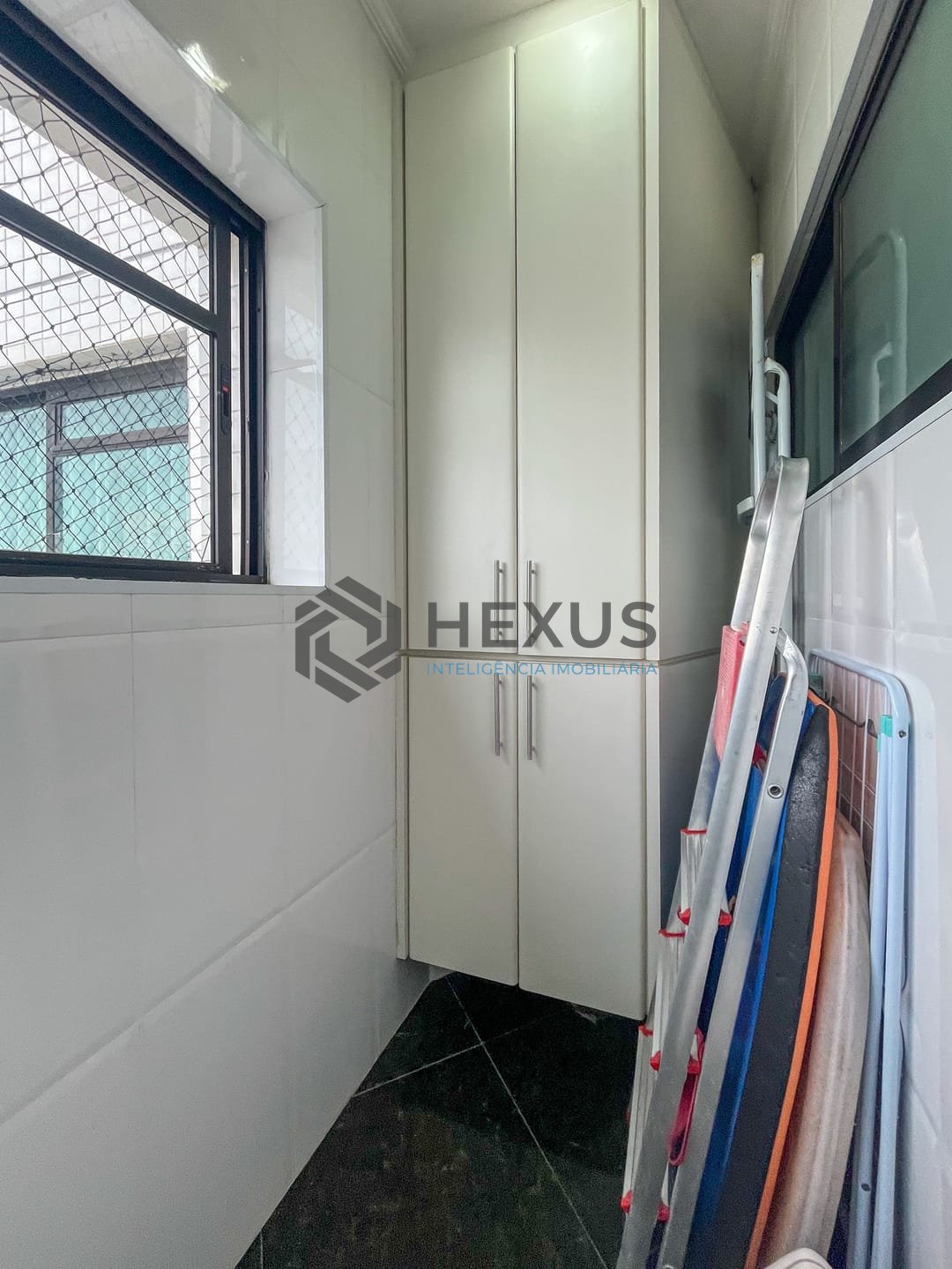 Foto 33 de Apartamento com varanda gourmet e lazer a duas quadras da Praia das Pitangueiras, Guaruja