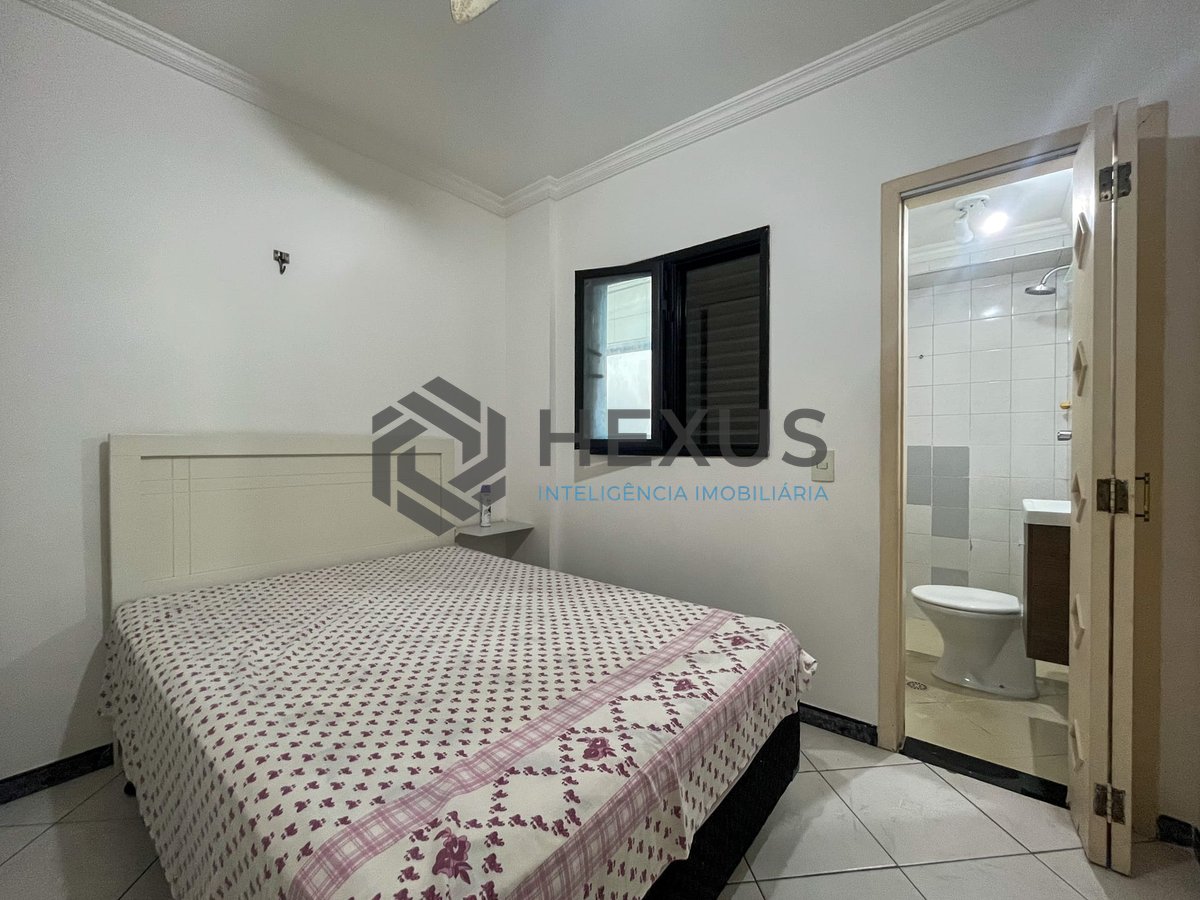 Foto 15 de Apartamento com varanda gourmet e lazer a duas quadras da Praia das Pitangueiras, Guaruja