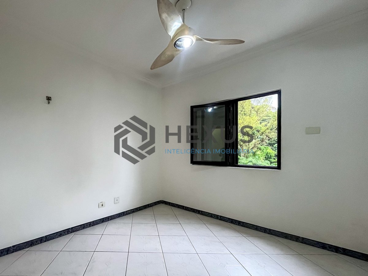 Foto 22 de Apartamento com varanda gourmet e lazer a duas quadras da Praia das Pitangueiras, Guaruja