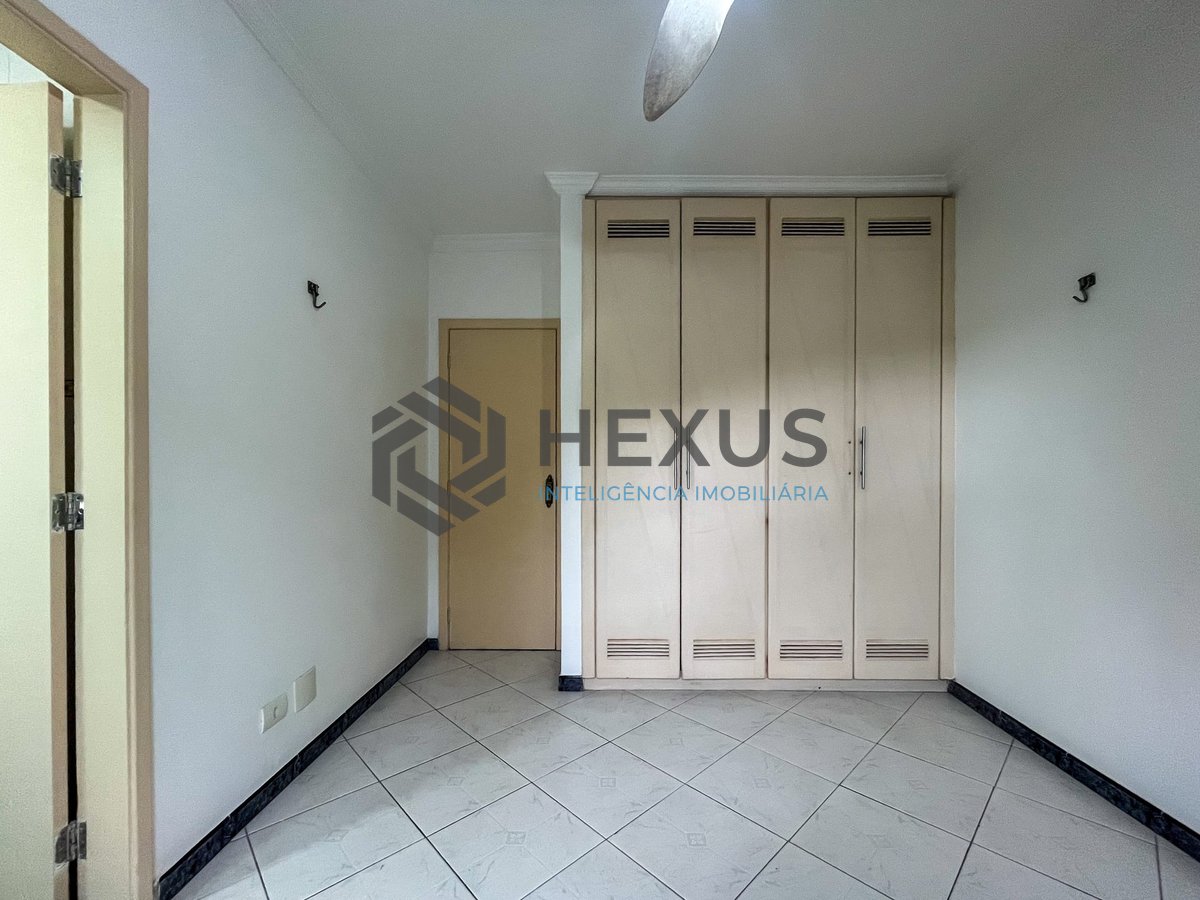 Foto 23 de Apartamento com varanda gourmet e lazer a duas quadras da Praia das Pitangueiras, Guaruja