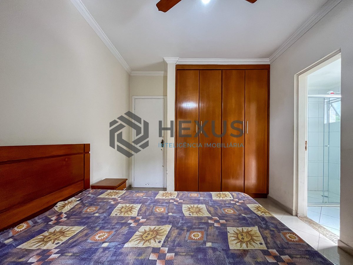 Foto 17 de Apartamento com varanda e lazer na Praia das Pitangueiras, Guaruja